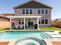 Luxury Desert Oasis with Pool, Spa, BBQ
