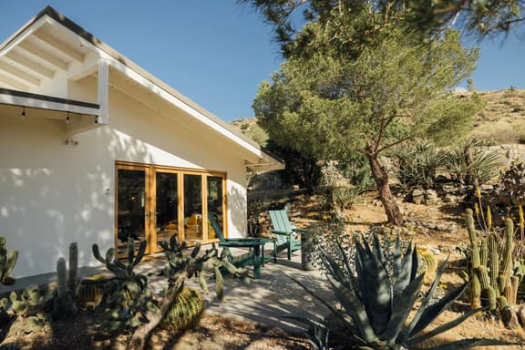 Mockingbird Villa | Birdwatching & Hot Tub